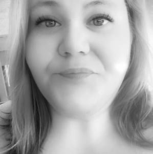 Meet your Posher, Kelli